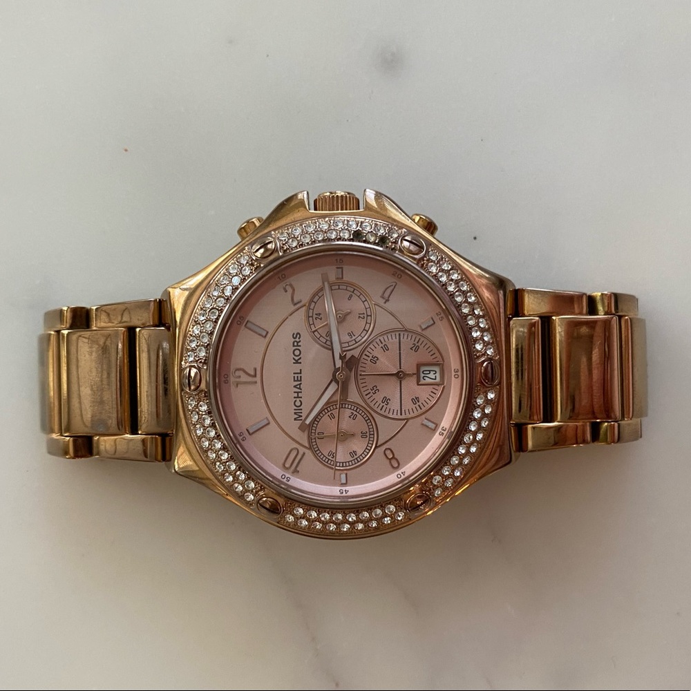 Michael Kors oversized watch